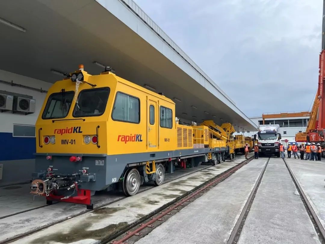 华体会体育官方网站-华体会体育（中国）
重工马来西亚地铁3号线（LRT-3）项目车辆顺利送抵现场